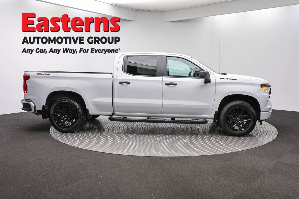 Used 2024 Chevrolet Silverado 1500 Custom w/ LPO, Dark Essentials Package AWD/4WD image 4