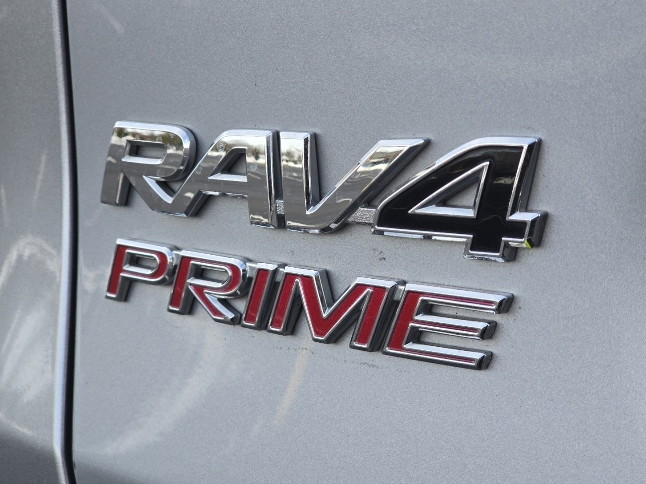 Used 2022 Toyota RAV4 XSE image 12