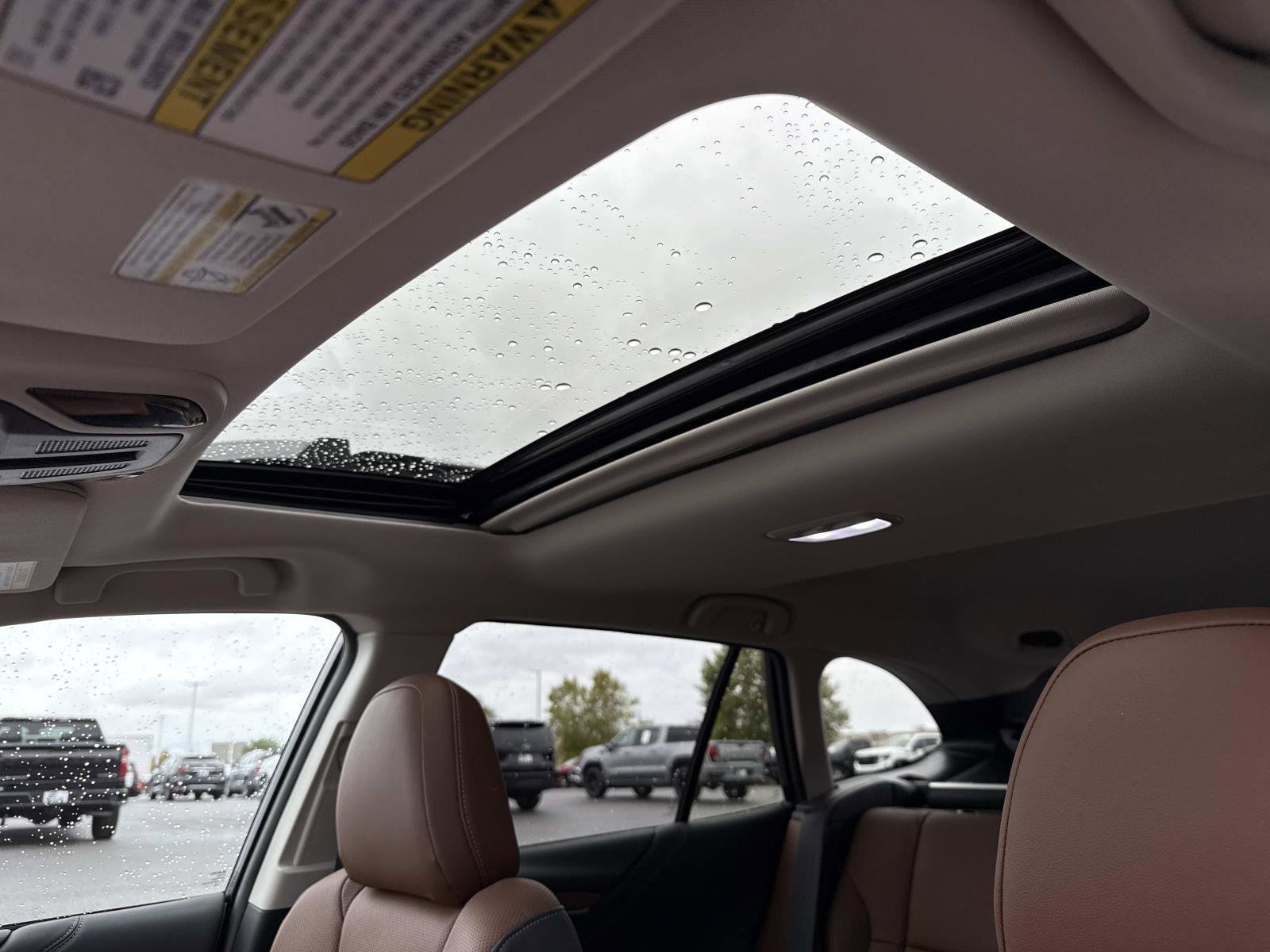 Used 2024 Subaru Outback Touring XT image 3