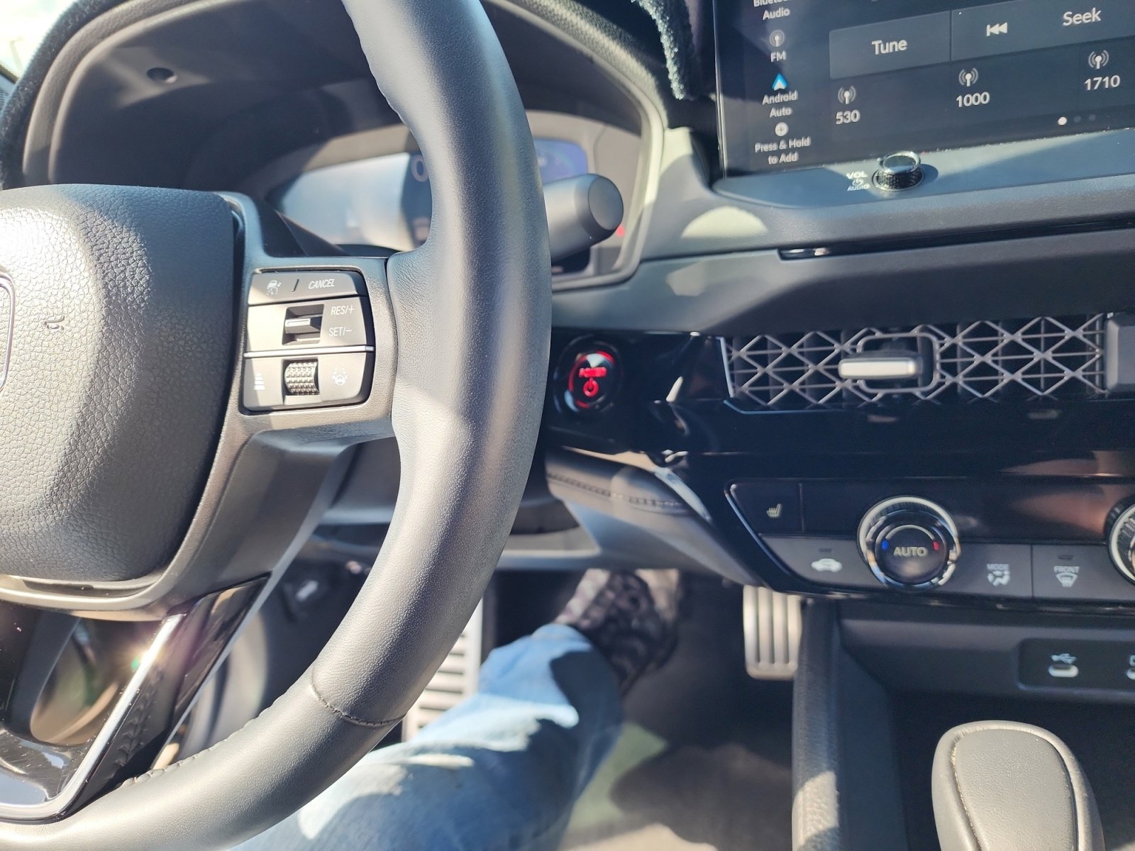 Used 2023 Honda Accord Sport image 30