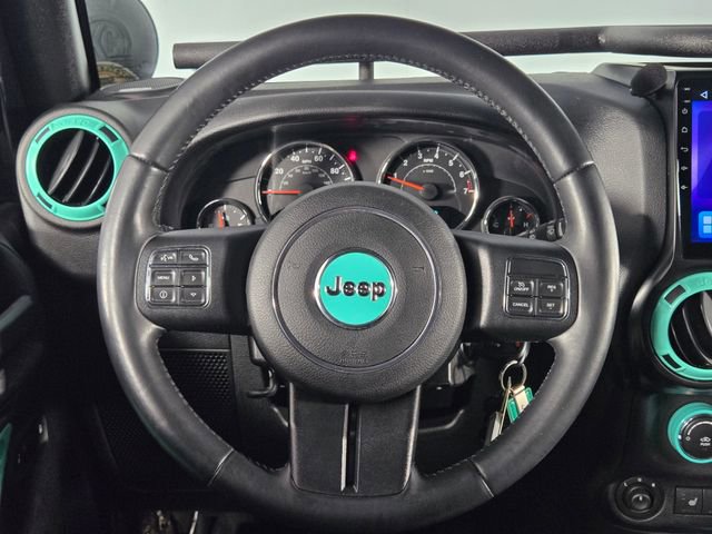 Used 2015 Jeep Wrangler Unlimited Sahara w/ Max Tow Package image 21