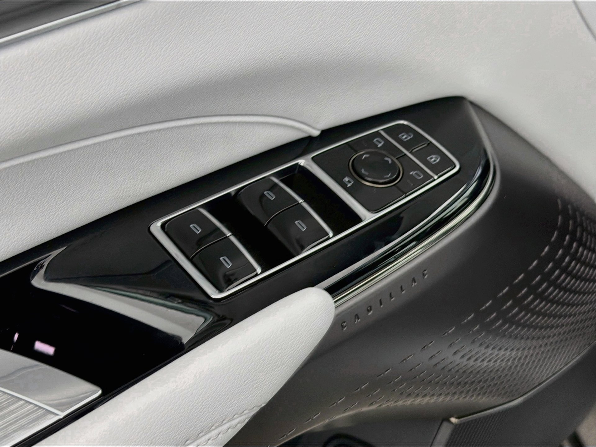 New 2027 Cadillac Lyriq Sport RWD image 22