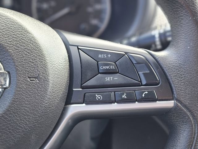 Used 2020 Nissan Kicks SV image 18