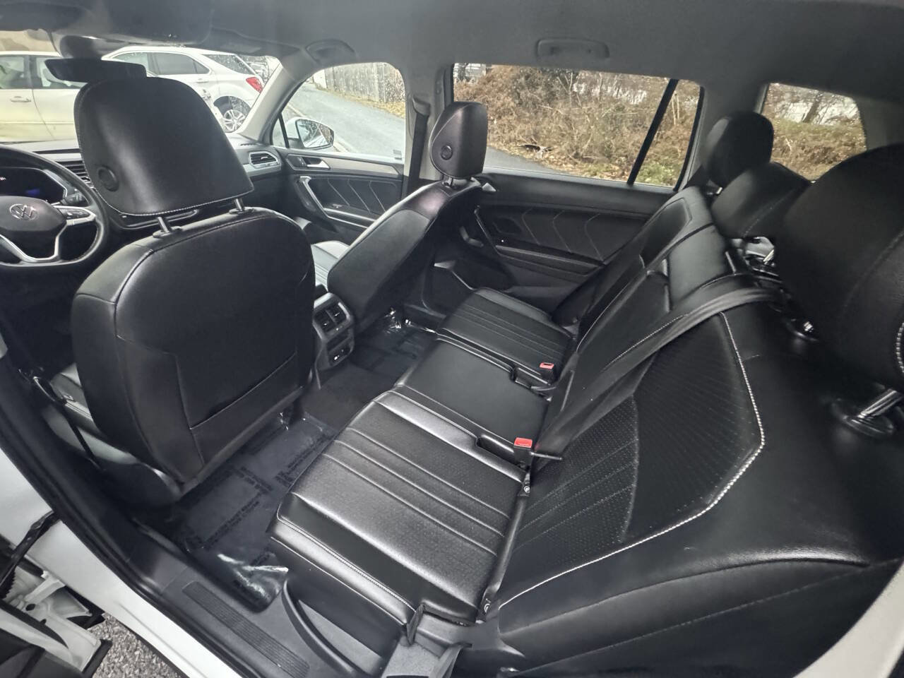 Used 2024 Volkswagen Tiguan SE image 15