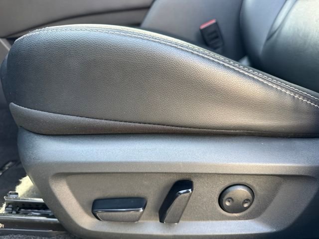 Used 2023 Nissan Rogue SL image 14