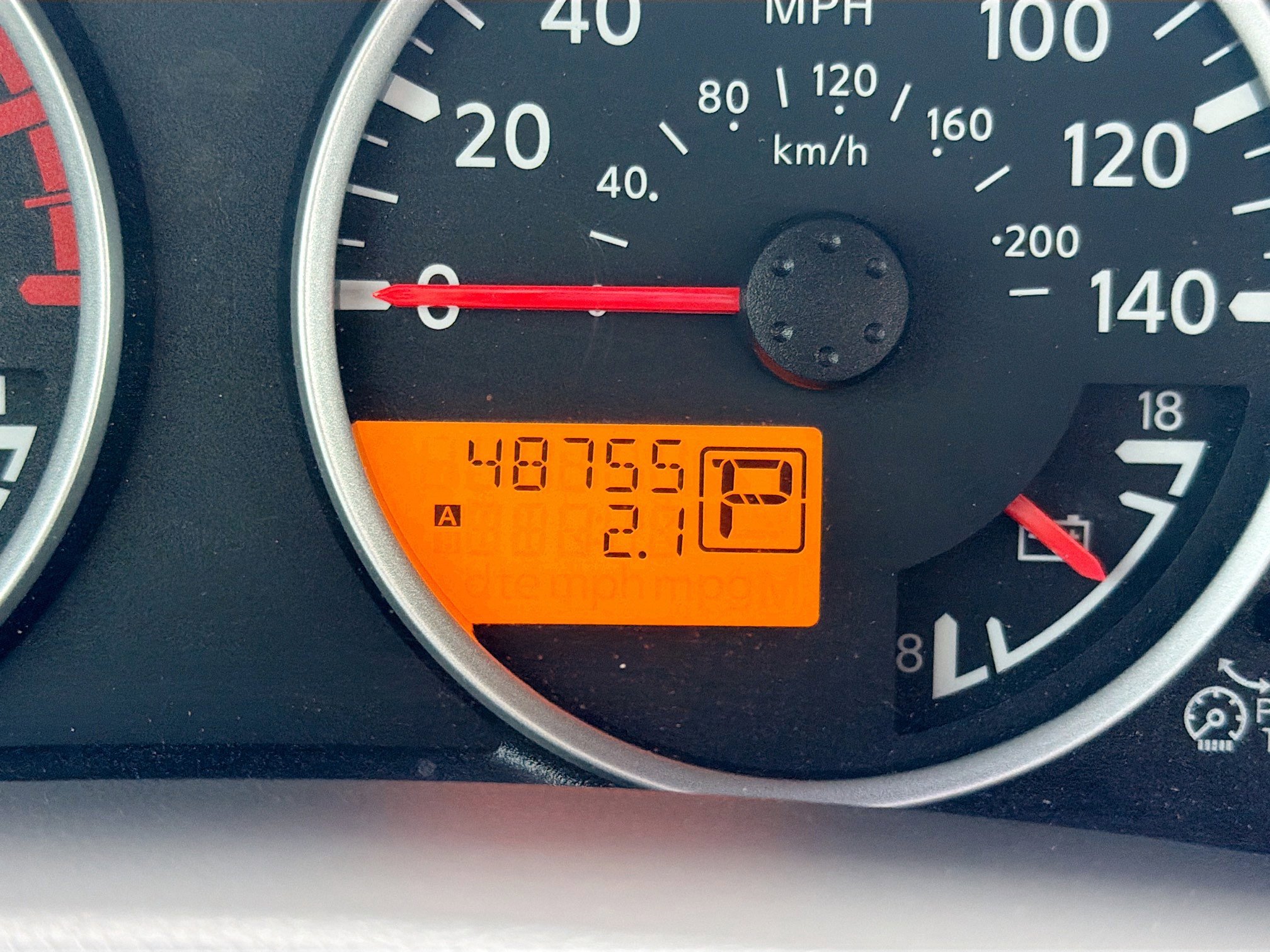 Used 2013 Nissan Frontier SL w/ Moonroof Pkg image 36