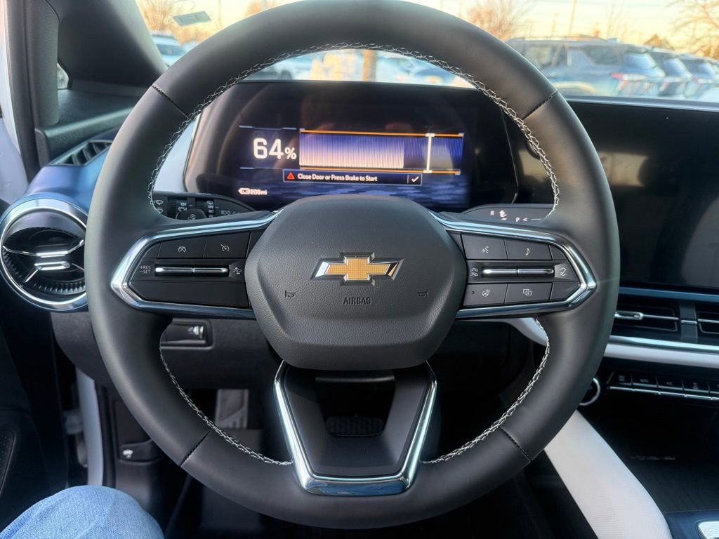 New 2026 Chevrolet Equinox EV LT FWD image 17