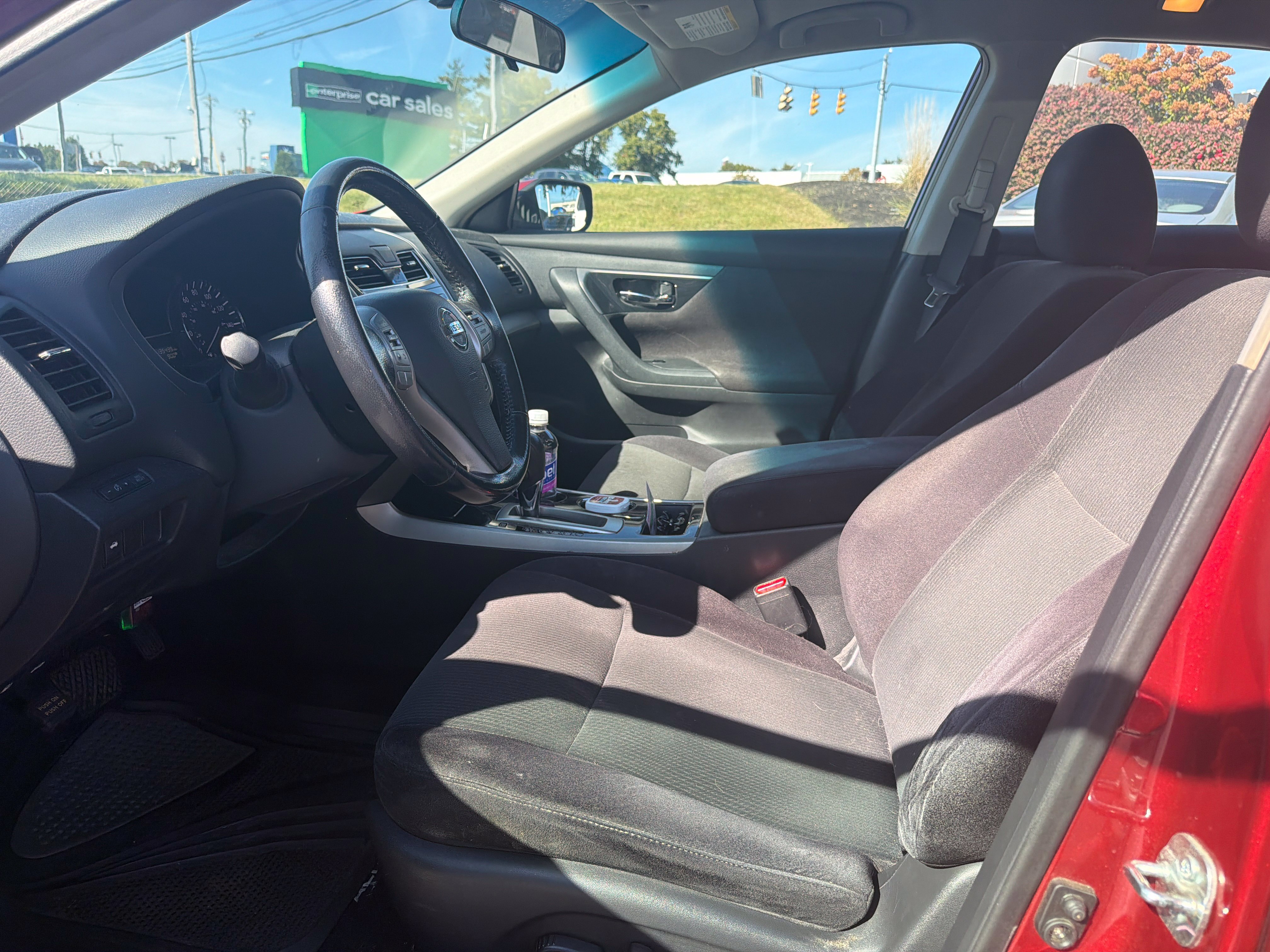 Used 2013 Nissan Altima 2.5 SV FWD image 4