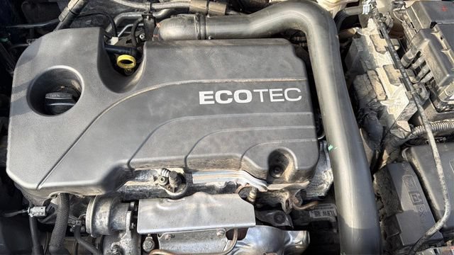 Used 2022 Chevrolet Equinox LT w/ LPO, Floor Liner Package FWD image 28