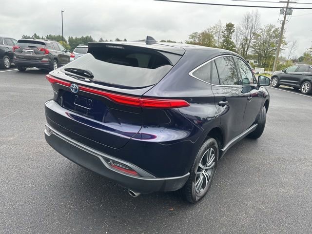 Used 2024 Toyota Venza LE AWD/4WD image 8