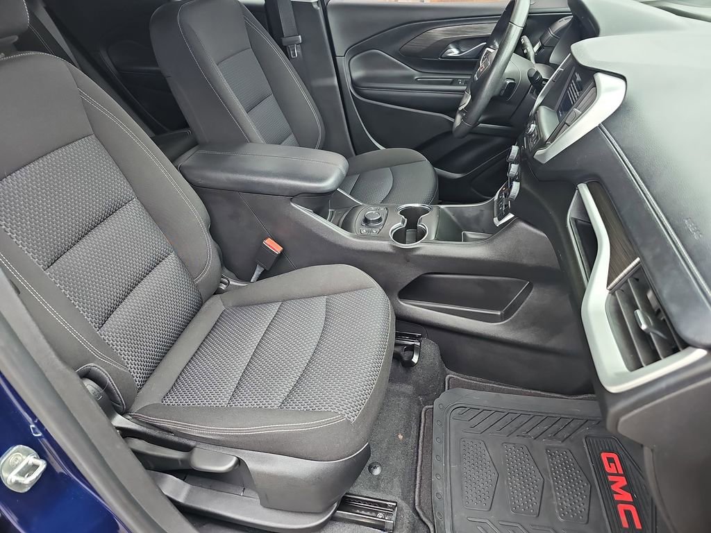 Used 2022 GMC Terrain SLE w/ Driver Convenience Package image 12