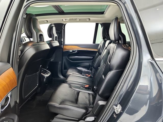 Used 2021 Volvo XC90 T6 Momentum w/ Climate Package AWD/4WD image 31