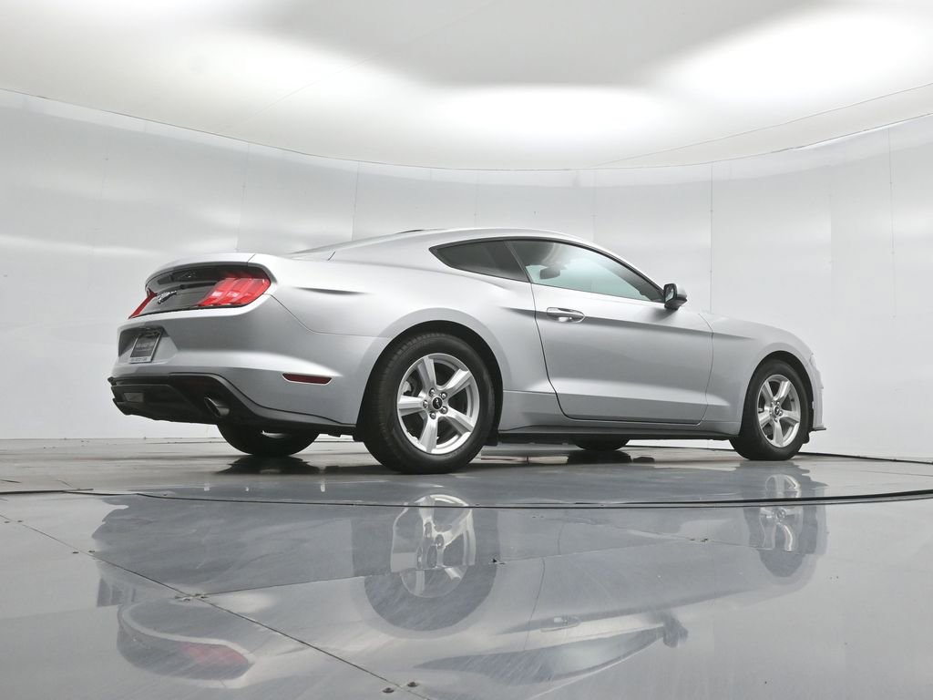 Certified 2019 Ford Mustang Coupe image 45