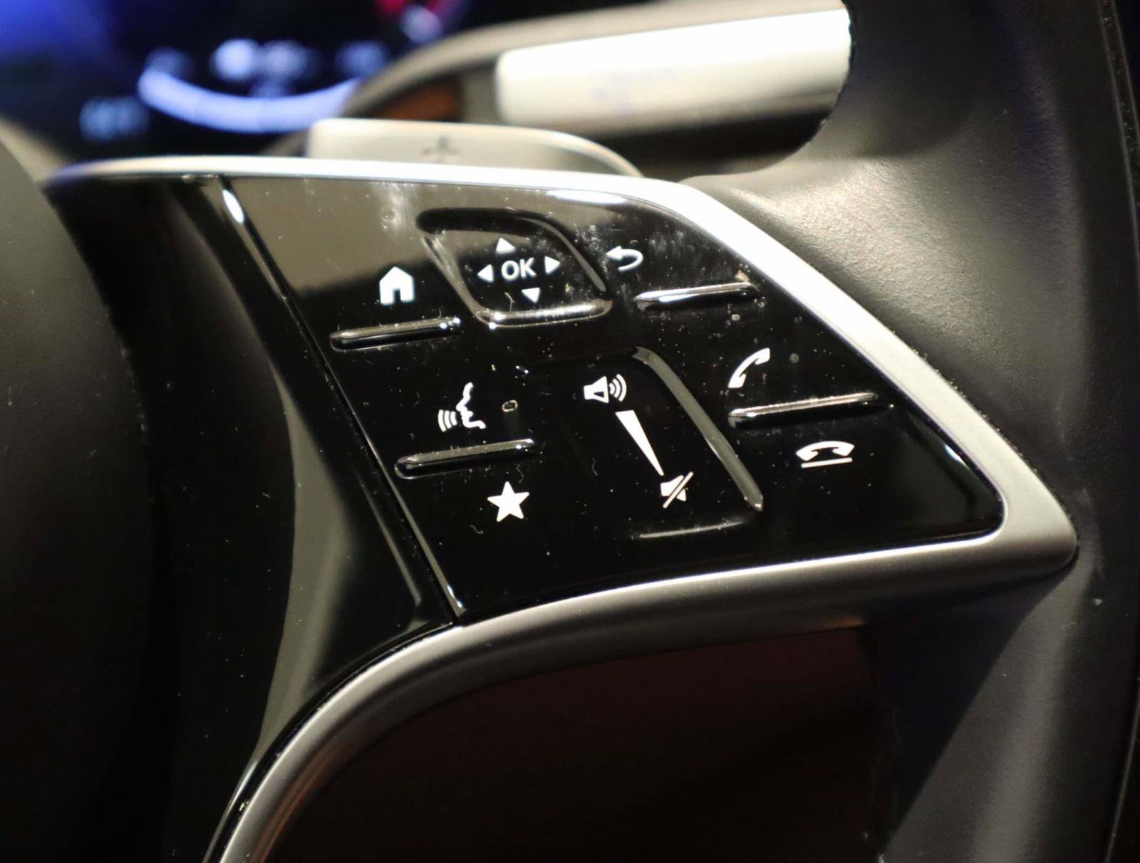 Used 2024 Mercedes-Benz S 580e 4MATIC Sedan image 30