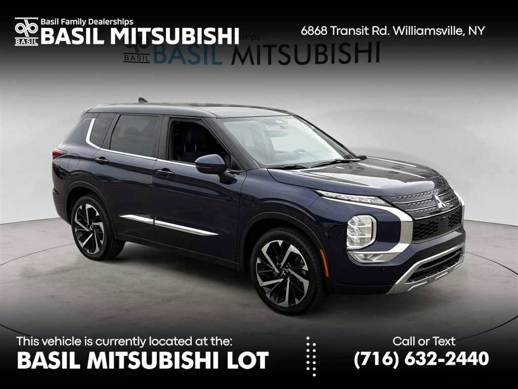 Used 2023 Mitsubishi Outlander SE