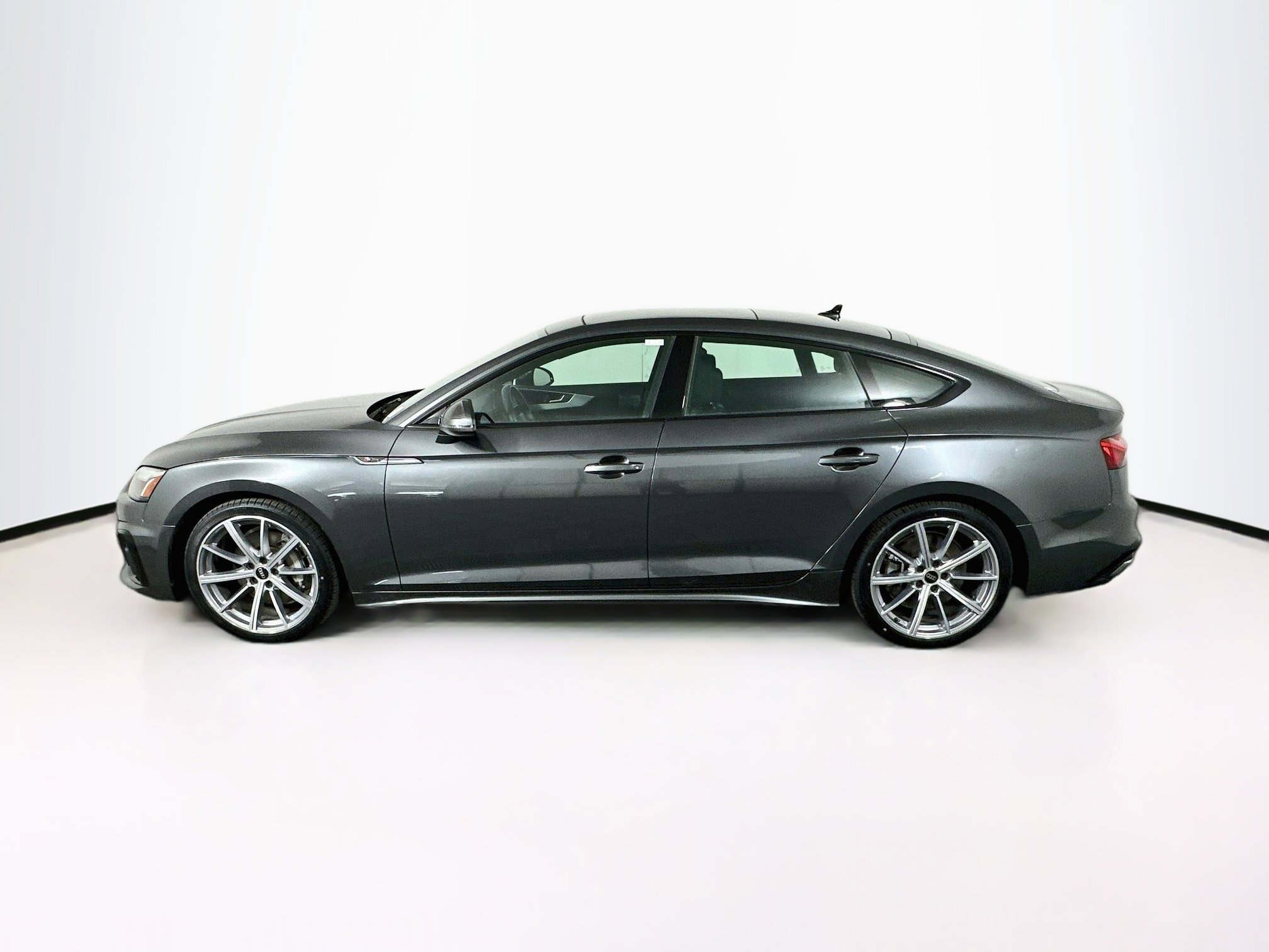 Used 2025 Audi A5 2.0T Premium Plus AWD/4WD image 4