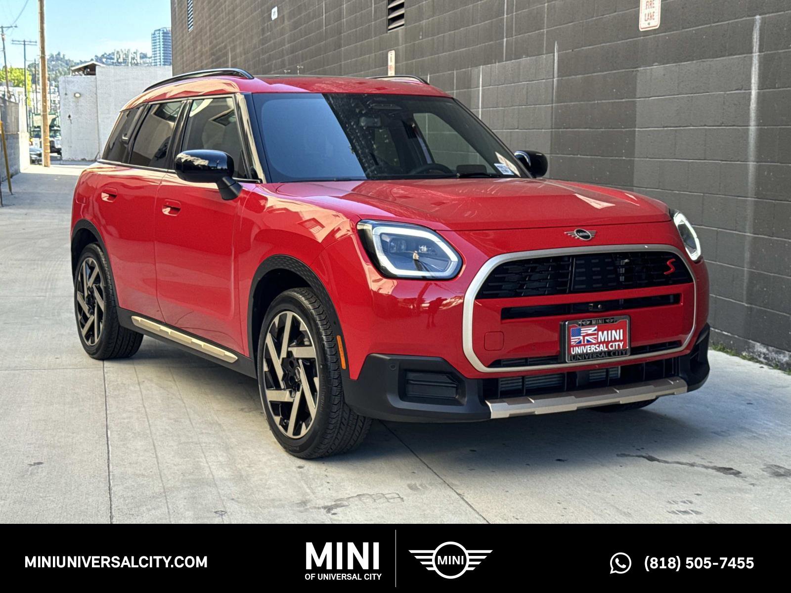 Used 2025 MINI Cooper Countryman S w/ Comfort Package Max image 1