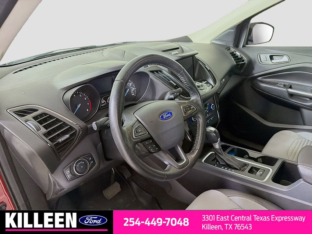 Used 2017 Ford Escape Titanium FWD image 10