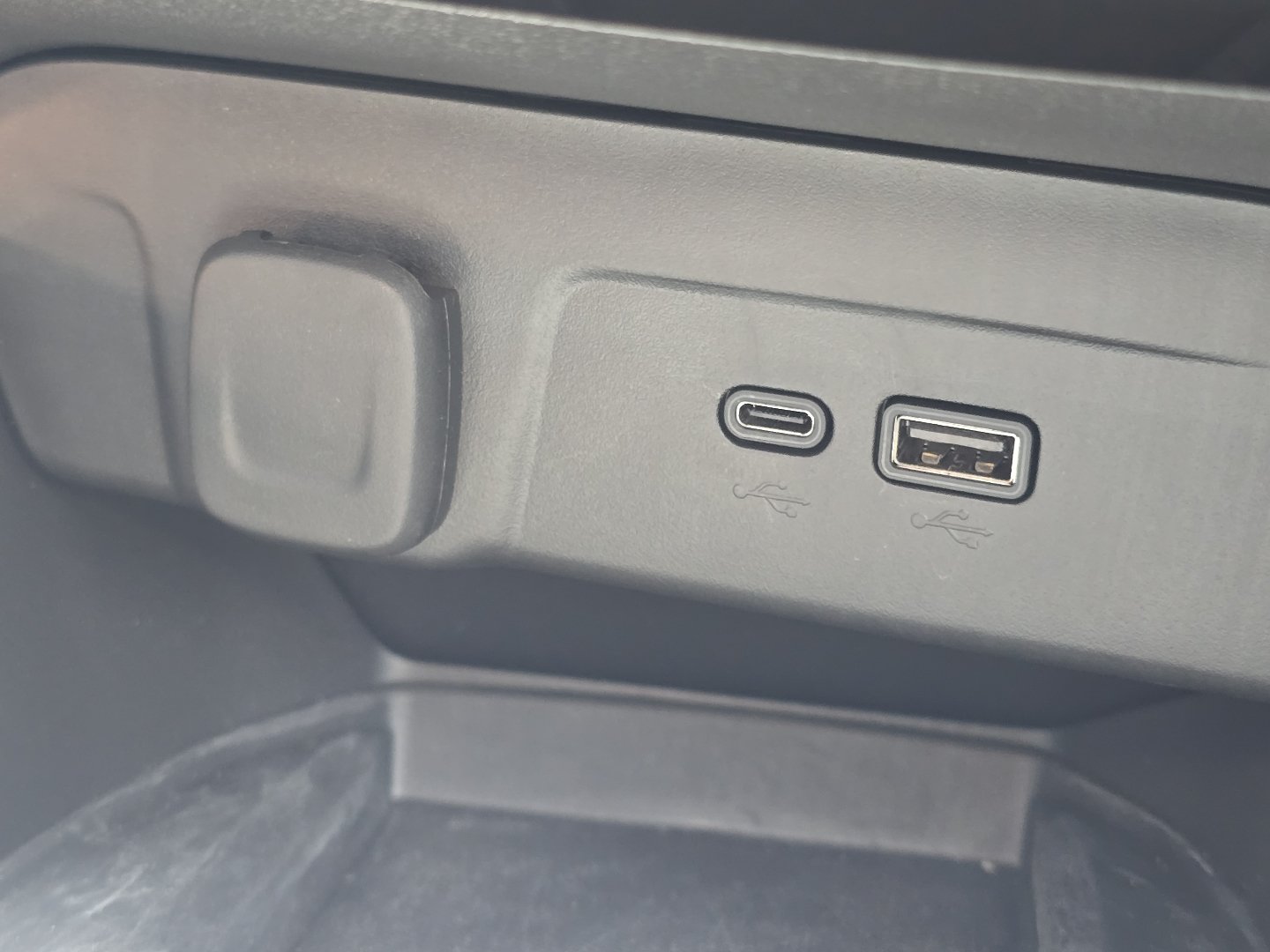 Used 2024 Chevrolet Trax ACTIV w/ Sunroof Package FWD image 8