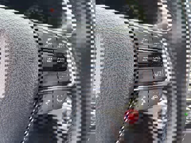 Used 2018 Honda Accord Touring image 12