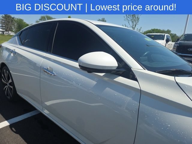 Used 2020 Nissan Altima 2.0 Platinum FWD image 7