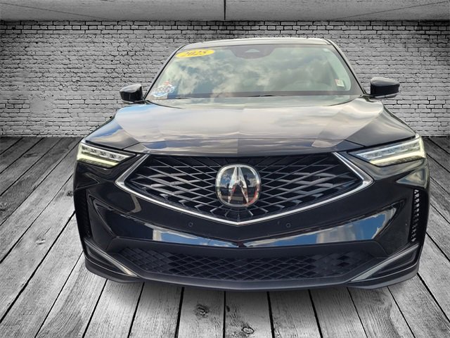 Used 2025 Acura MDX w/ Technology Package image 2