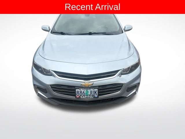 Used 2017 Chevrolet Malibu LT FWD image 3