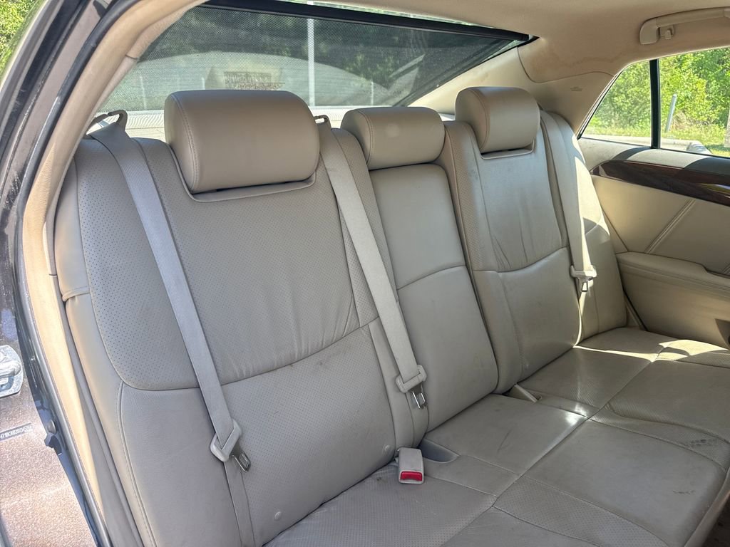 Used 2009 Toyota Avalon Limited FWD image 32