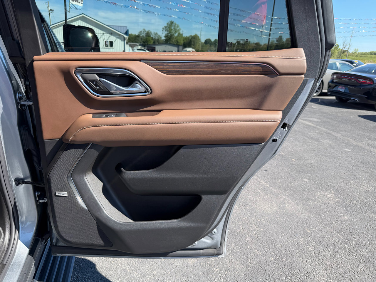 Used 2024 Chevrolet Tahoe High Country w/ Advanced Technology Package image 25