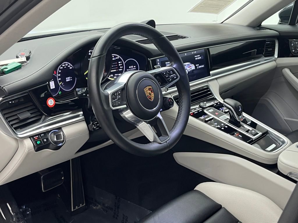 Used 2019 Porsche Panamera 4 image 4