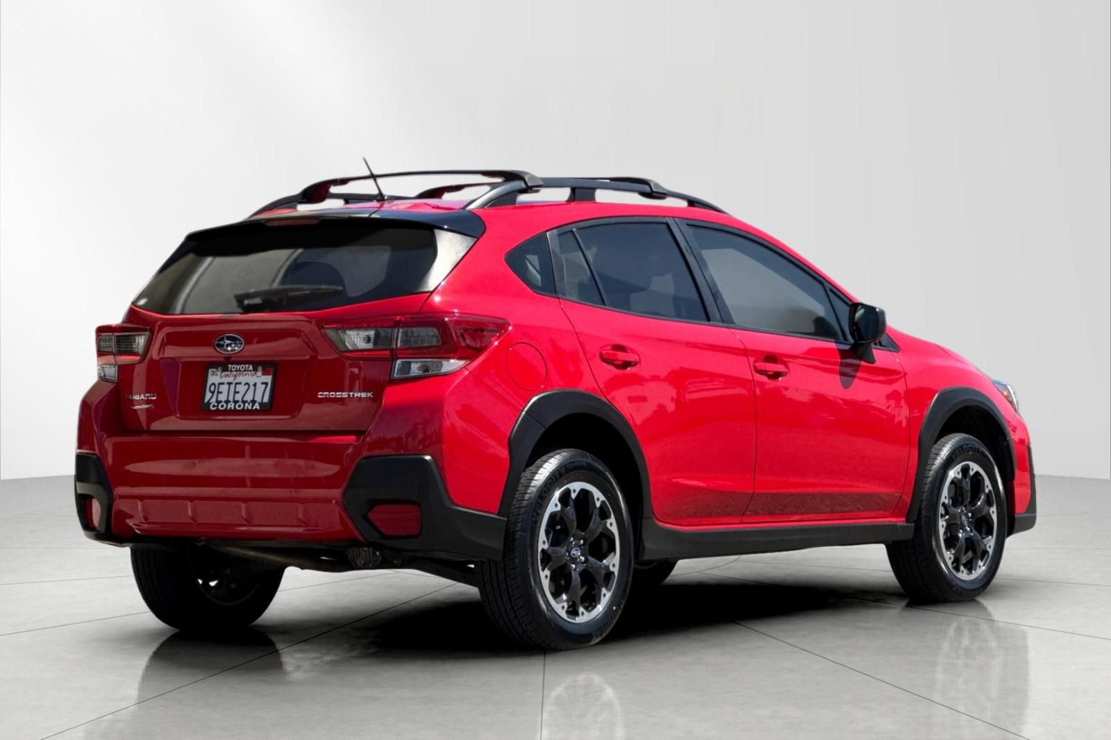 Used 2023 Subaru Crosstrek 2.0i image 3