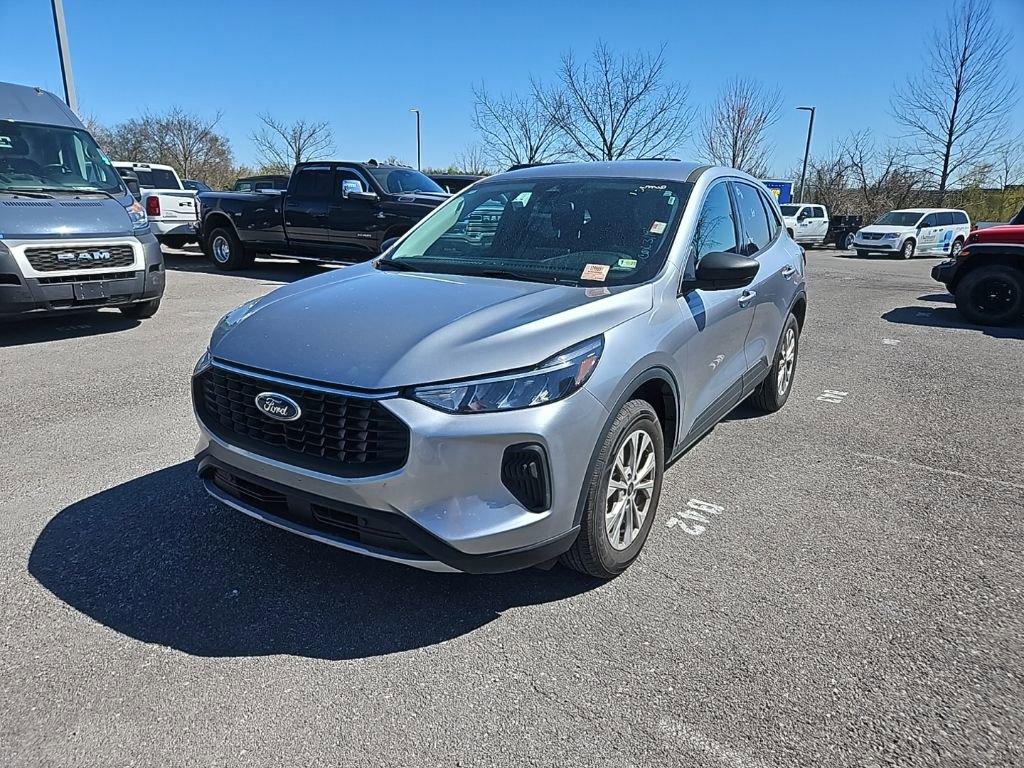Used 2024 Ford Escape Active w/ Tech Pack #1 image 3