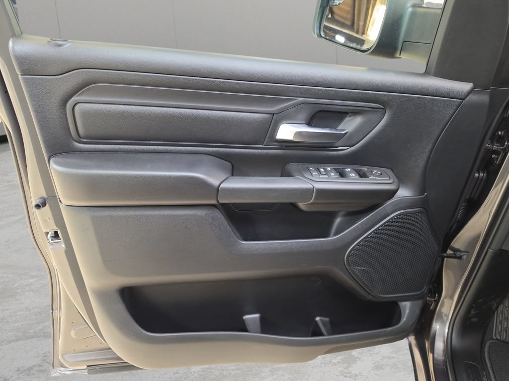 New 2026 RAM 1500 Express AWD/4WD image 22