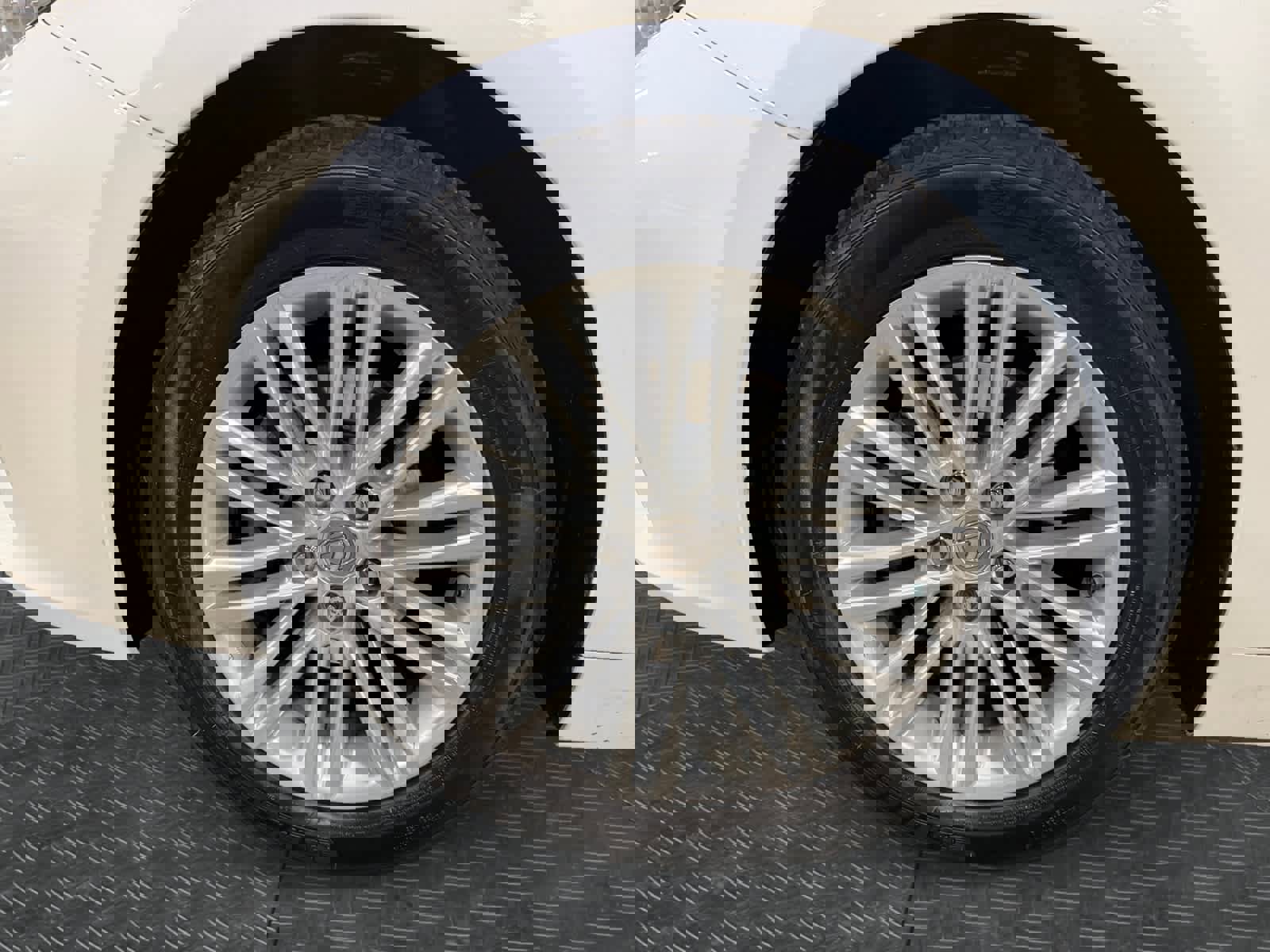 Used 2013 Lexus ES 350 w/ Luxury Pkg image 15