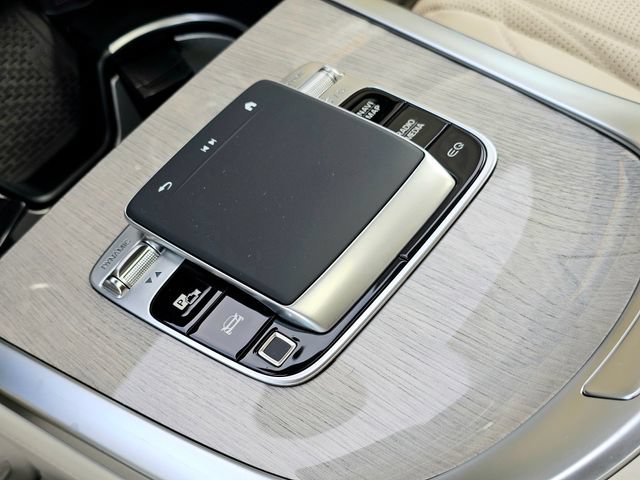 New 2027 Mercedes-Benz G 580 e image 37