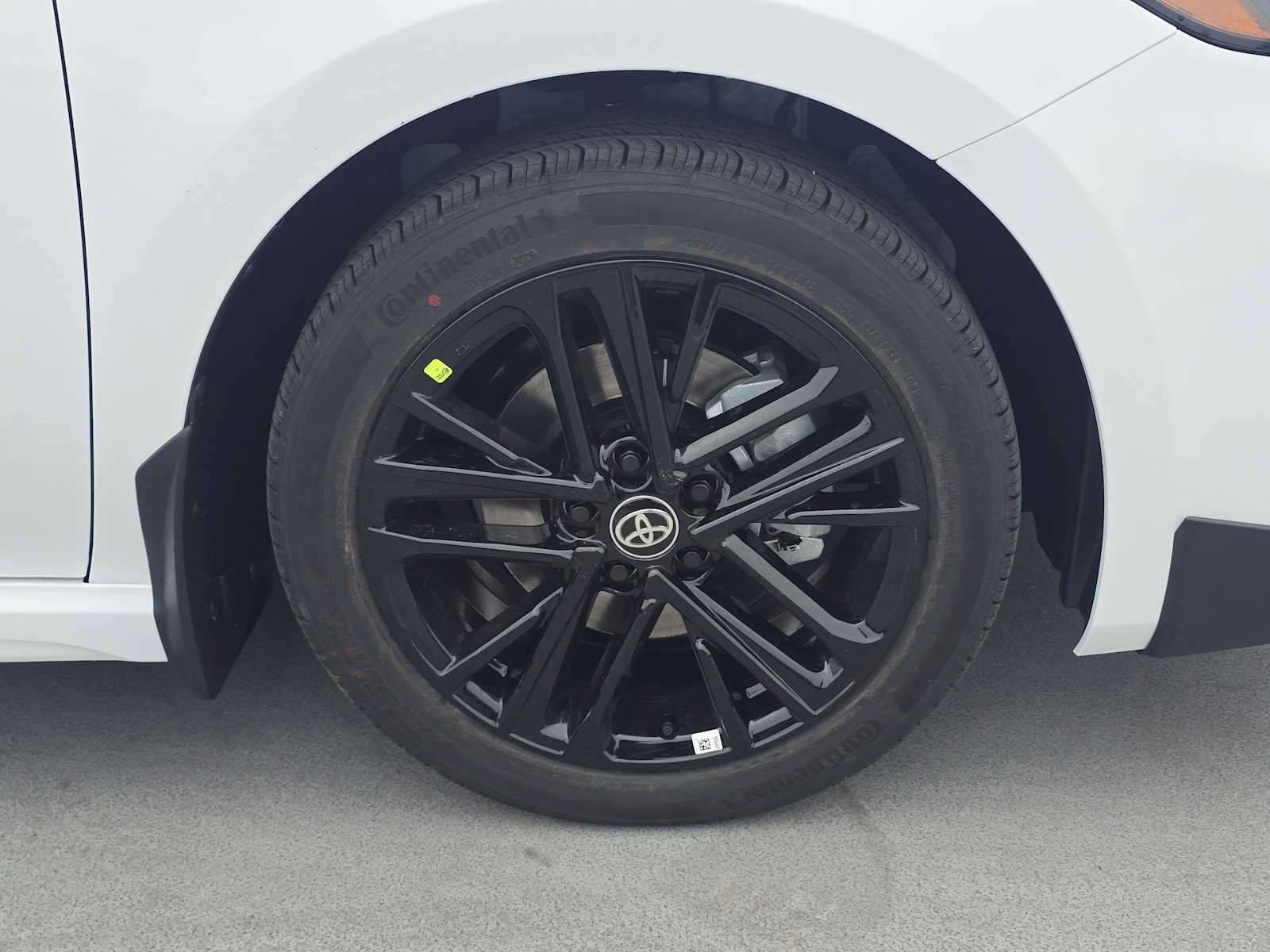 New 2026 Toyota Camry SE AWD/4WD image 9