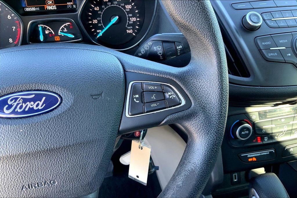 Used 2018 Ford Escape SE image 18