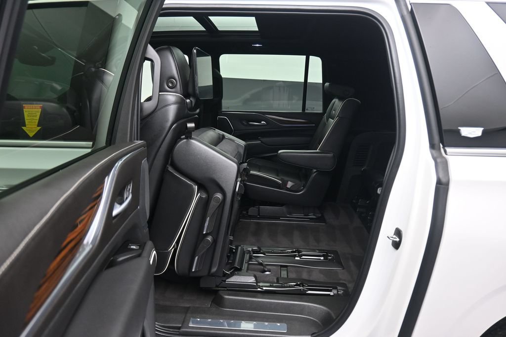 Used 2024 Cadillac Escalade ESV Premium Luxury w/ LPO, Floor Liner Package AWD/4WD image 45