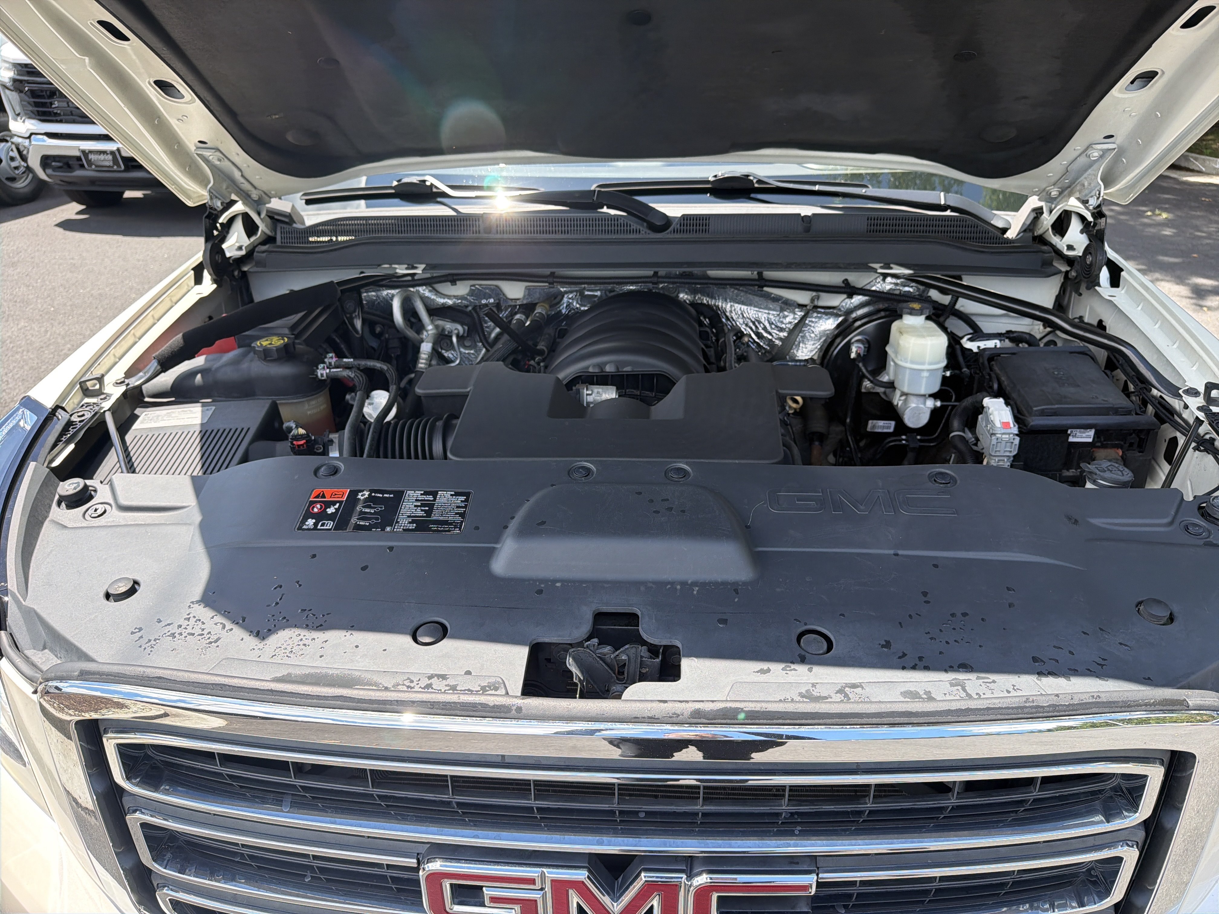 Used 2015 GMC Yukon SLT w/ Open Road Package AWD/4WD image 36