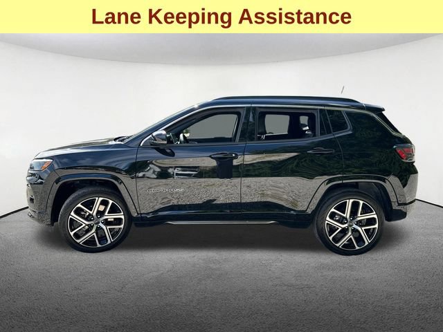 Used 2025 Jeep Compass Limited w/ Elite Group AWD/4WD image 6