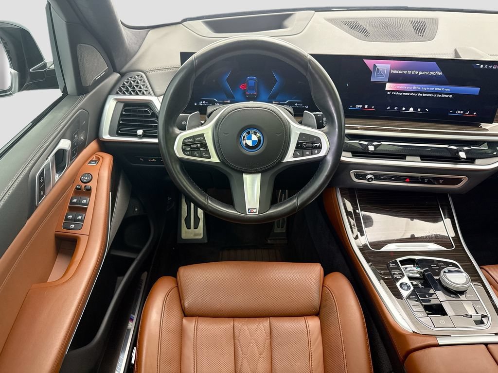 Used 2024 BMW X5 xDrive50e w/ Executive Package AWD/4WD image 10