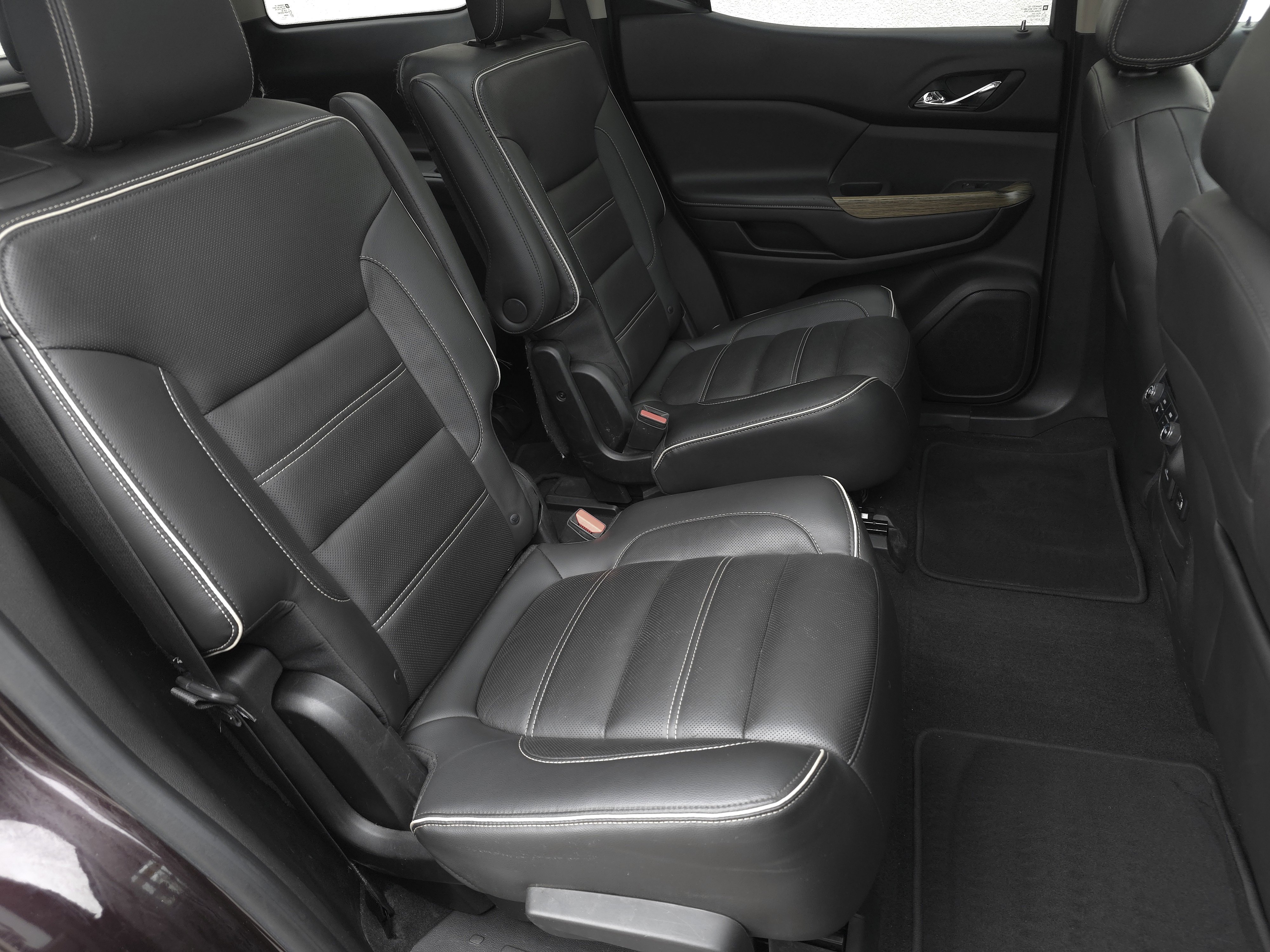 Used 2017 GMC Acadia Denali w/ Technology Package image 39