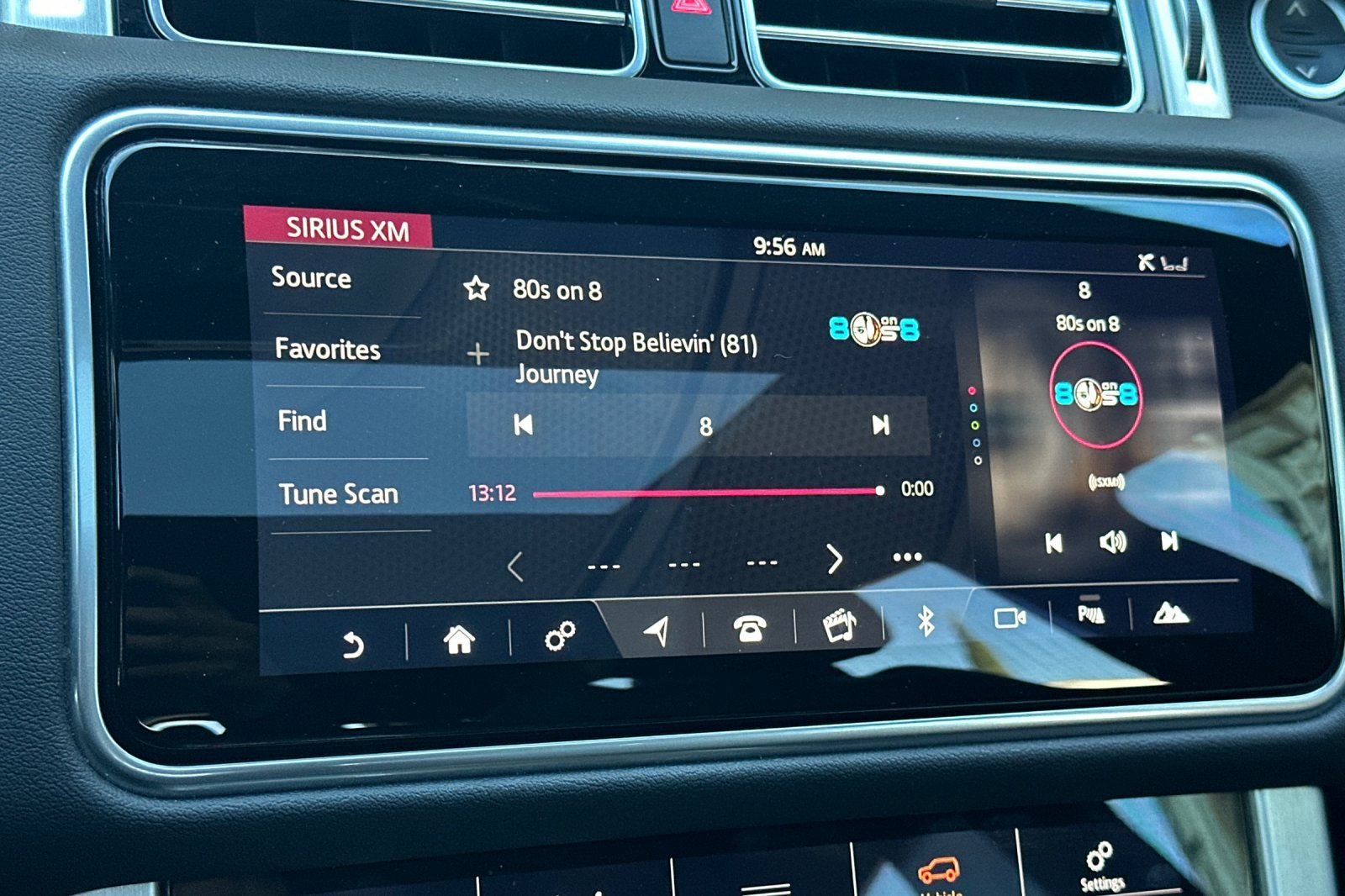 Used 2019 Land Rover Range Rover AWD/4WD image 17