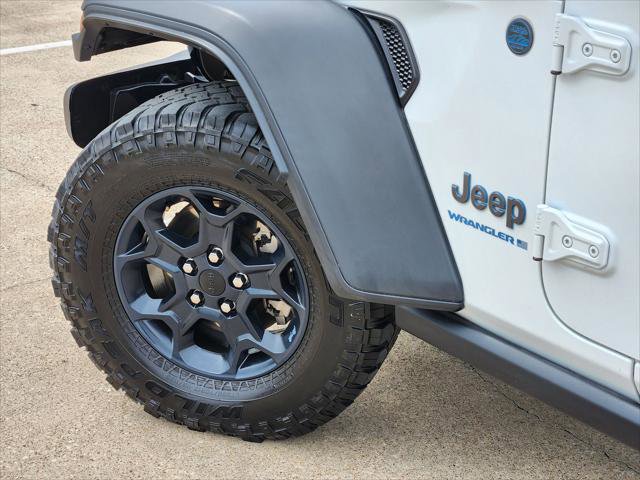 Certified 2023 Jeep Wrangler Unlimited w/ 8.4" Radio Group AWD/4WD image 17