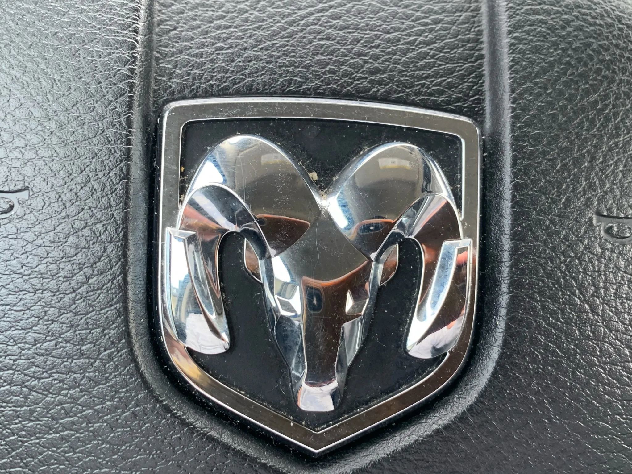 Used 2015 RAM 1500 Express image 23