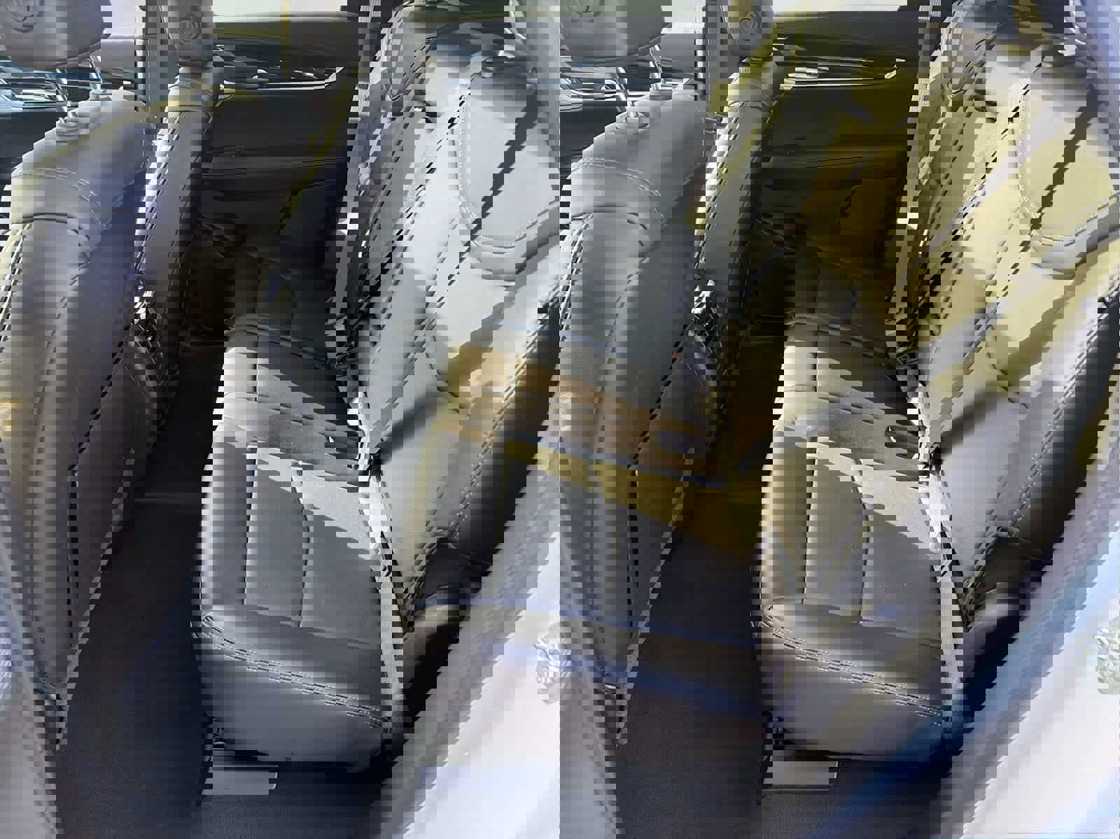 Used 2025 Cadillac XT5 Premium Luxury image 19