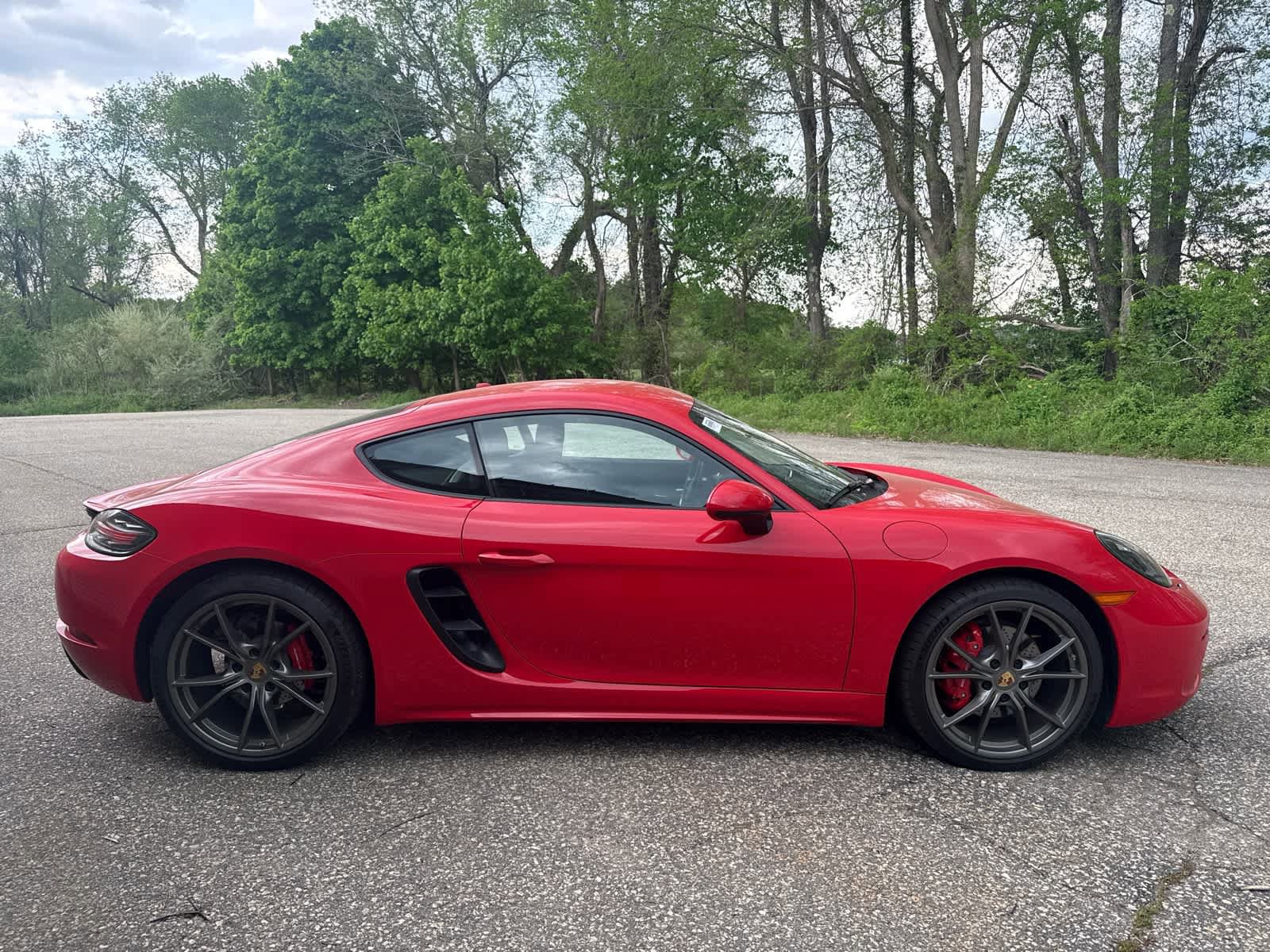 Used 2024 Porsche 718 Cayman S w/ Premium Package RWD image 6