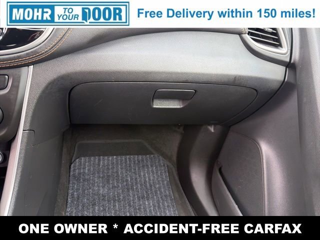 Used 2022 Chevrolet Trax LT w/ LT Convenience Package image 27