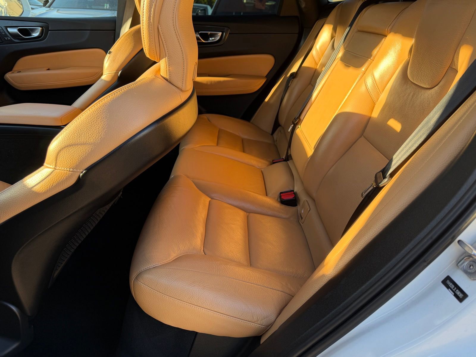 Used 2020 Volvo XC60 T5 Inscription w/ Protection Package Premier image 35