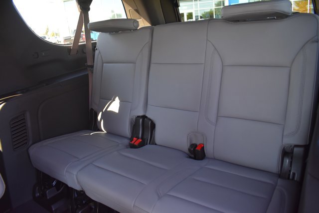 New 2026 Chevrolet Suburban LT w/ Comfort Package image 17